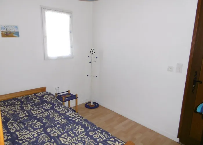 Maison Proche Pour 8/9 Pers - Animaux Acceptés - Fr-1-823-33 *